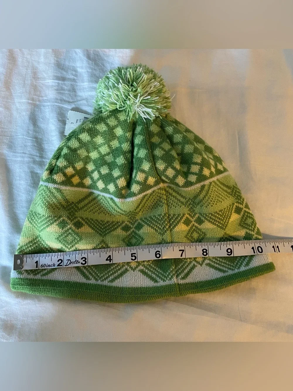 L. L. Beam Winter Hat Girls L Pom Pom Fleece Lined Green White Outdoor Snow NWT